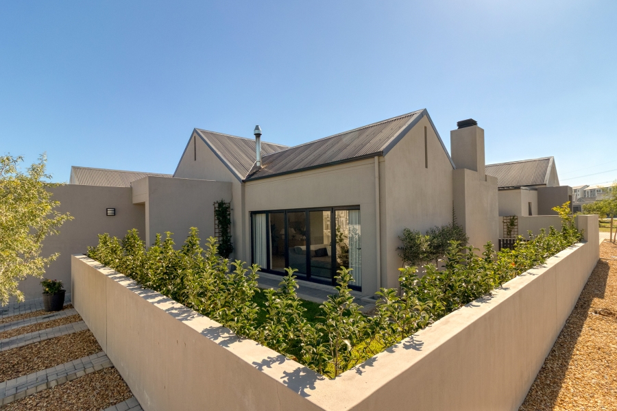3 Bedroom Property for Sale in Aan de Wijnlanden Western Cape